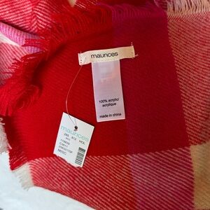 Super cute Maurice’s scarf! Great for Valentine’s Day!